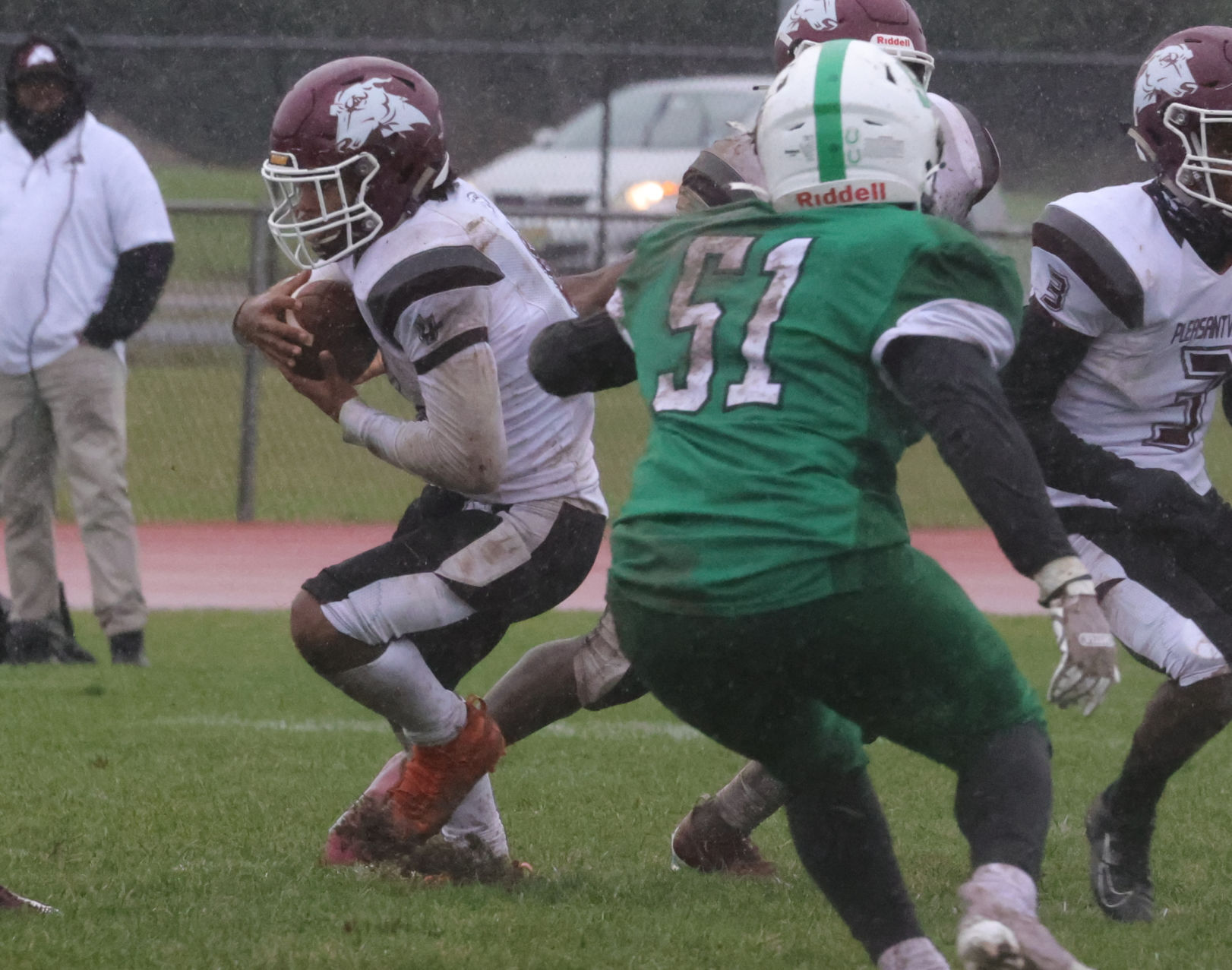 Pleasantville vs Mainland football